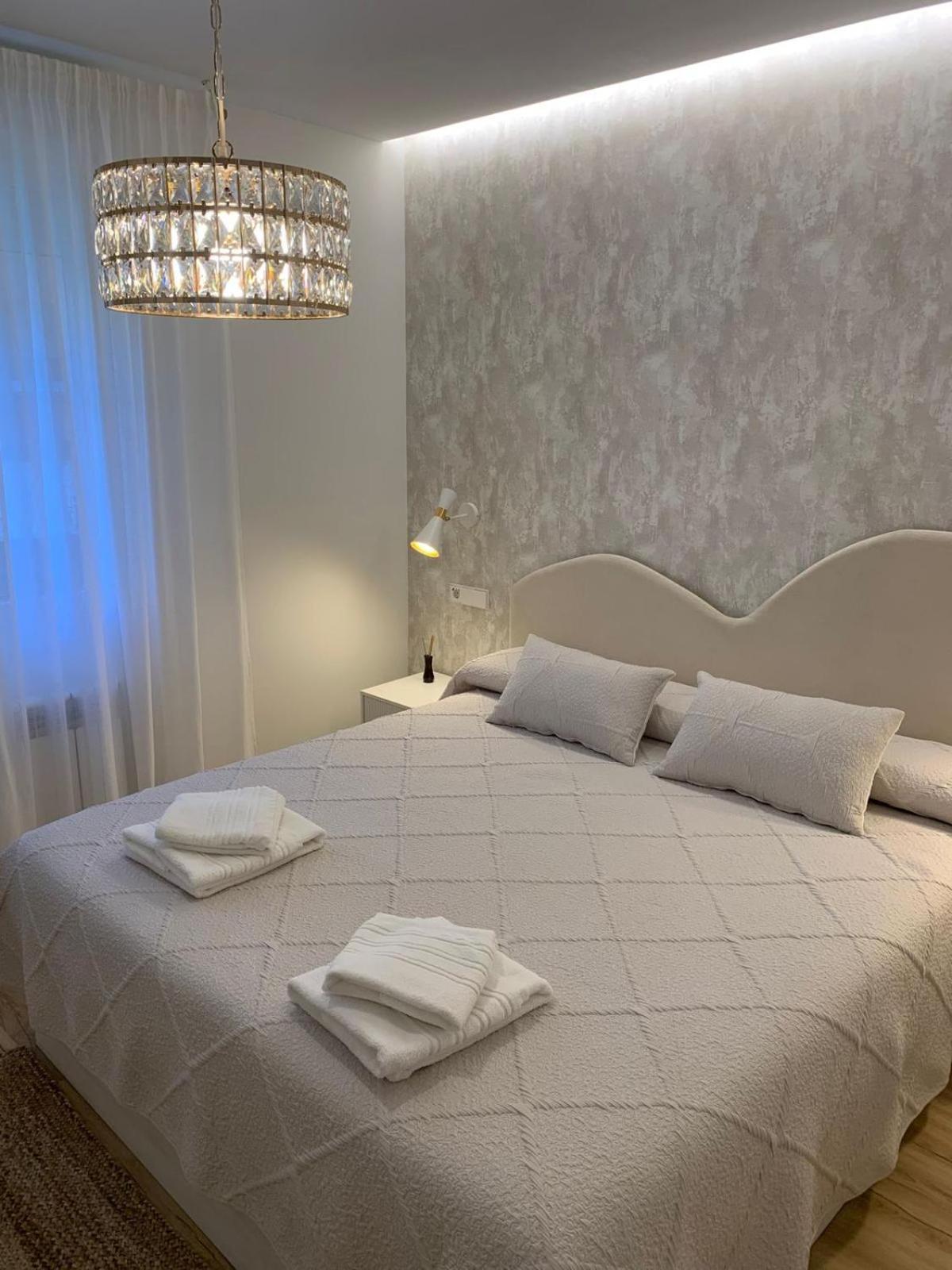 Apartament El Sueno De Luca, Parking Gratuito Centro Logroño Zewnętrze zdjęcie